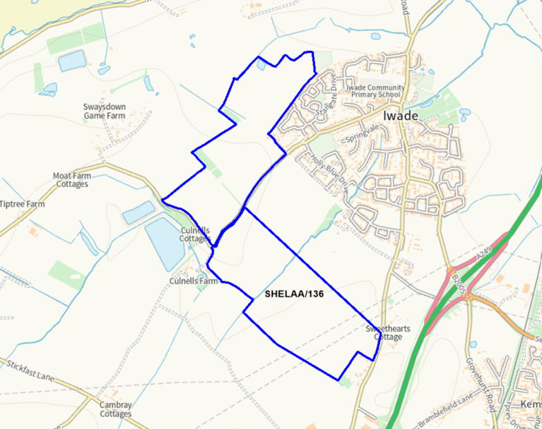 A map showing the location of SHELAA/136 outlined in blue